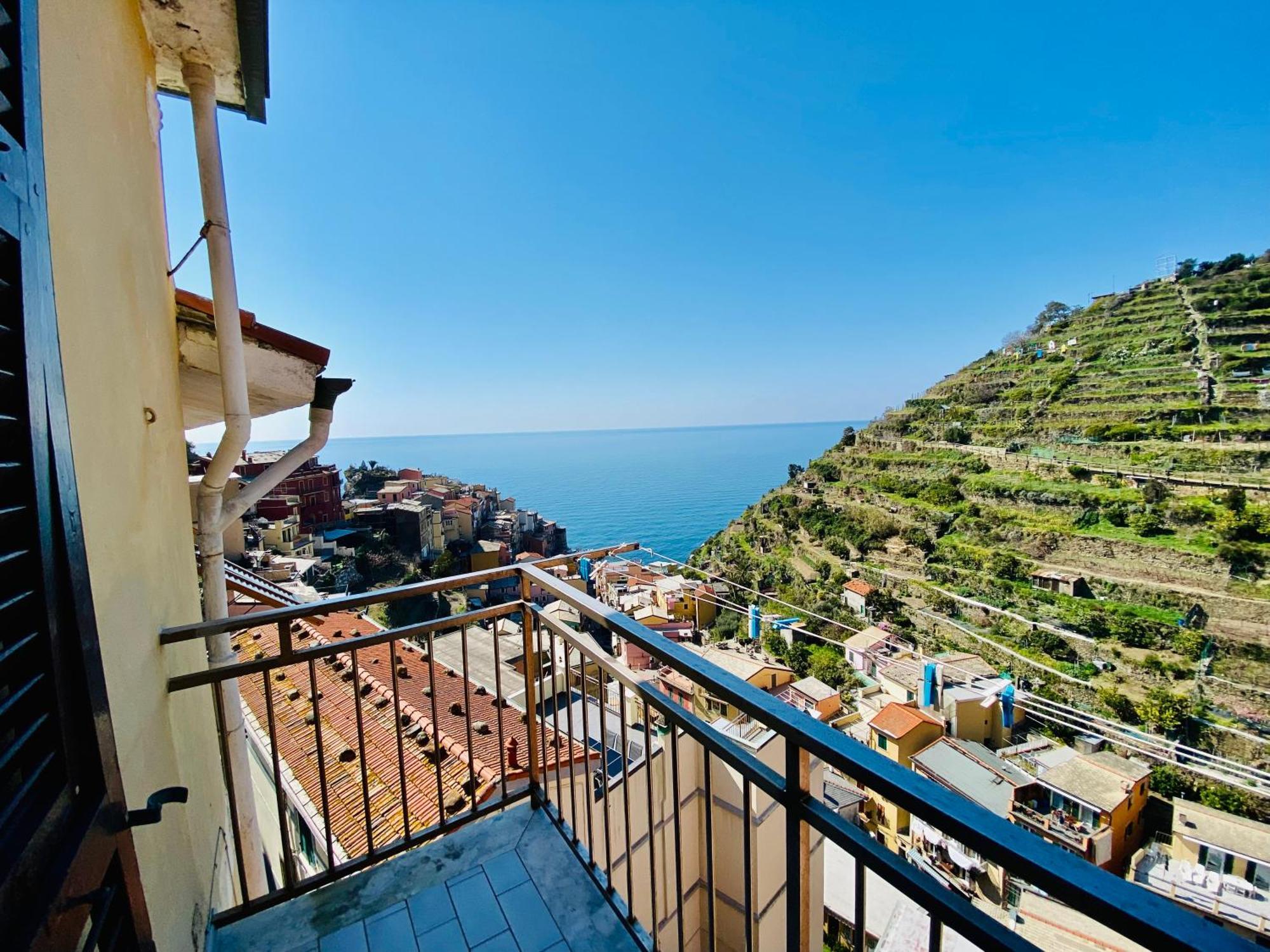 فندق The Manarola Main Plaza المظهر الخارجي الصورة
