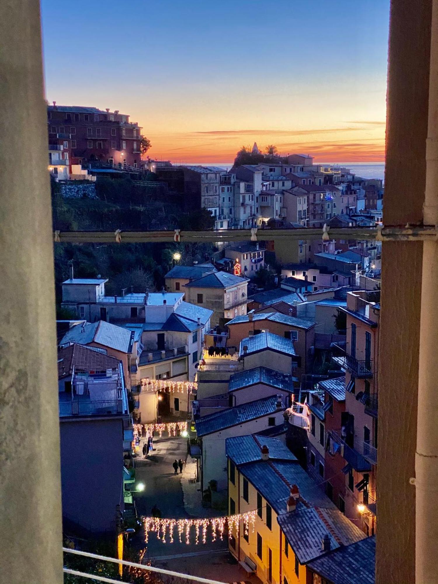 فندق The Manarola Main Plaza المظهر الخارجي الصورة